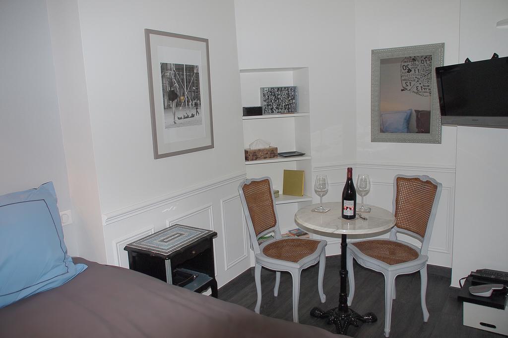 Petit Paris - Oasis In Marais Apartment Exterior photo